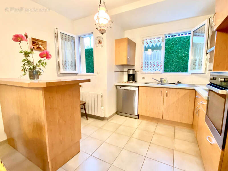 Maison à EQUEMAUVILLE