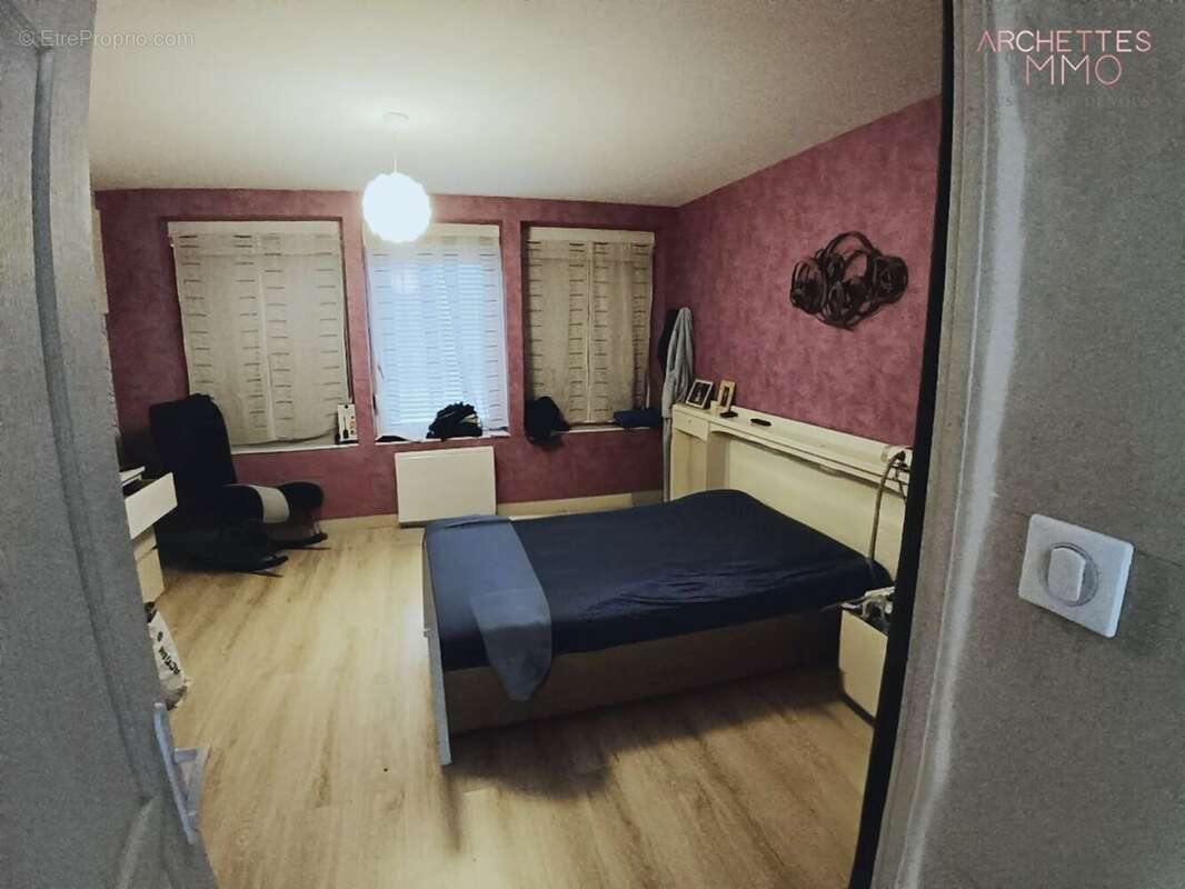 Appartement 184 m² à Le Menil  - photo 5