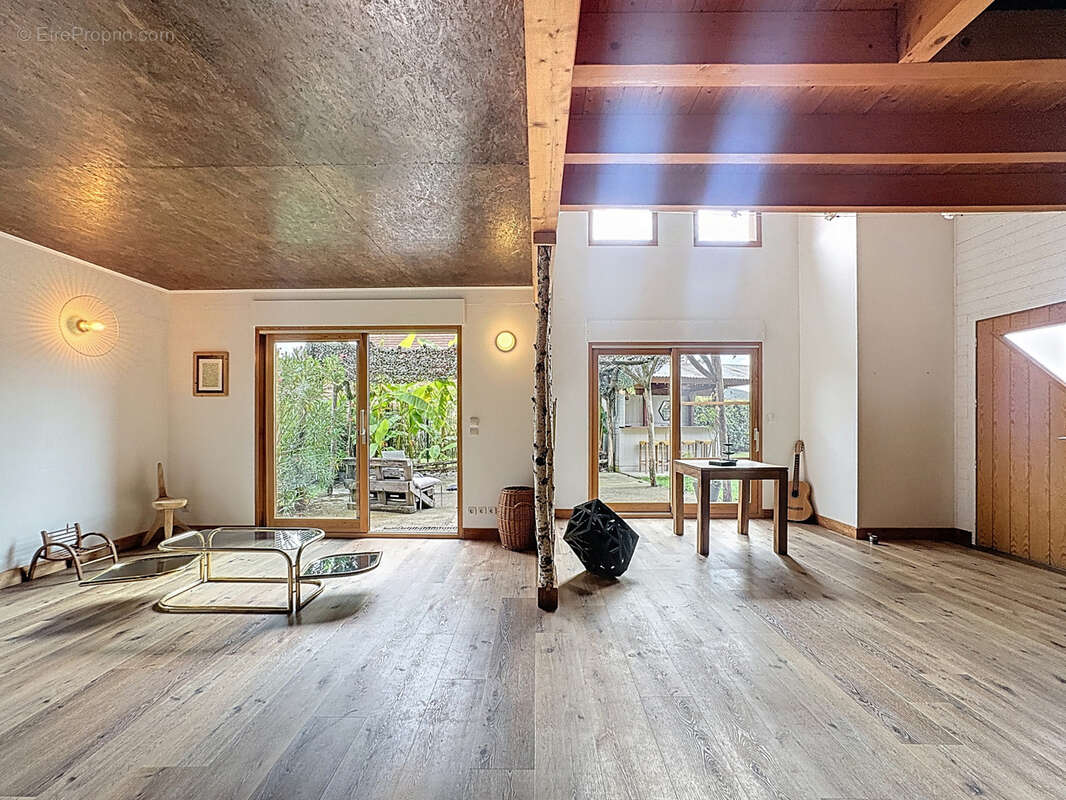 Maison à SAINT-BERON