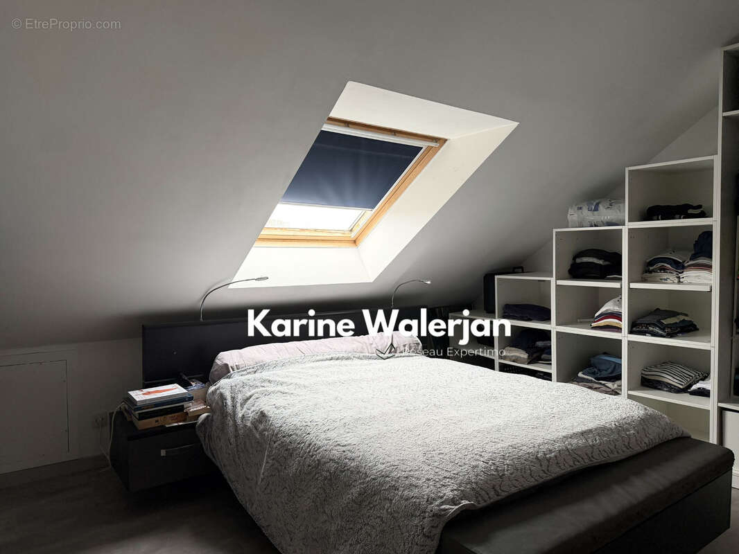 Appartement à COURRIERES