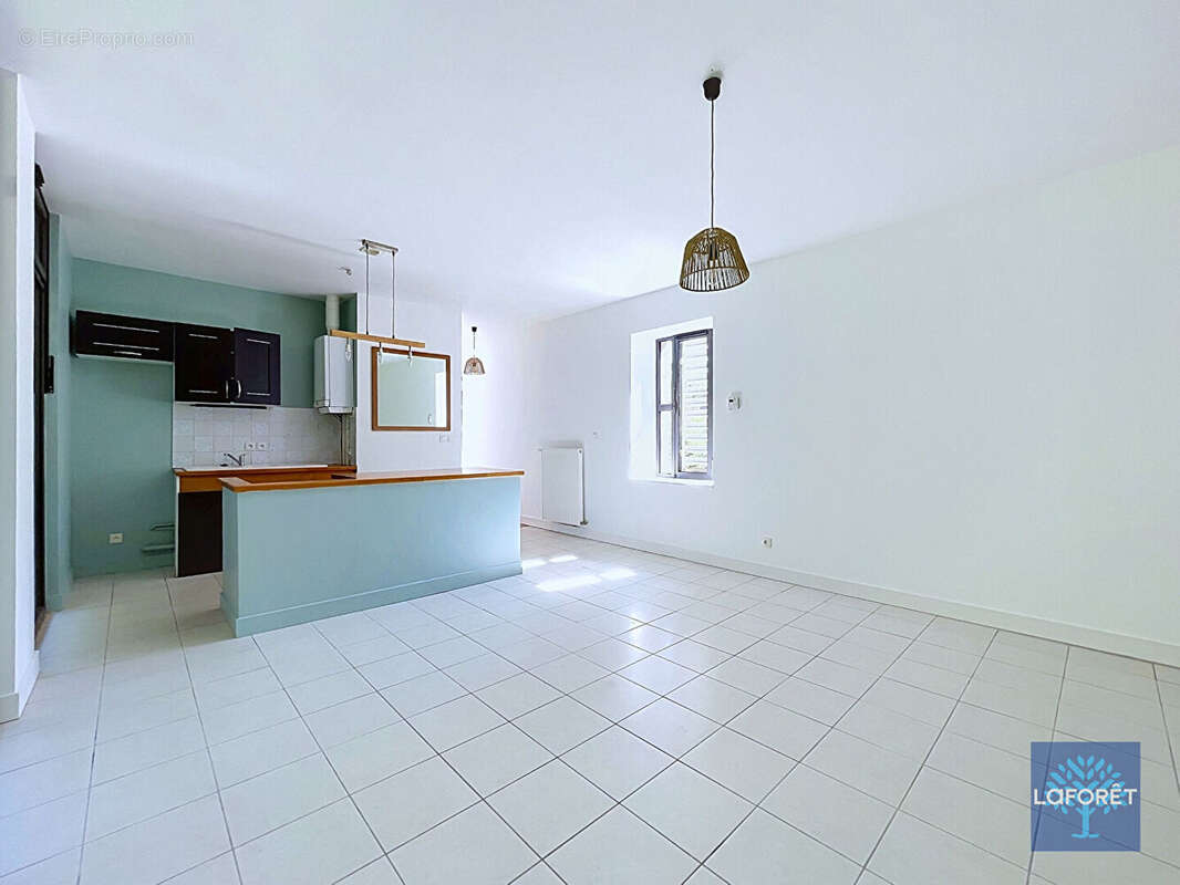 Appartement T2 - Curis Au Mont d'Or - photo 7