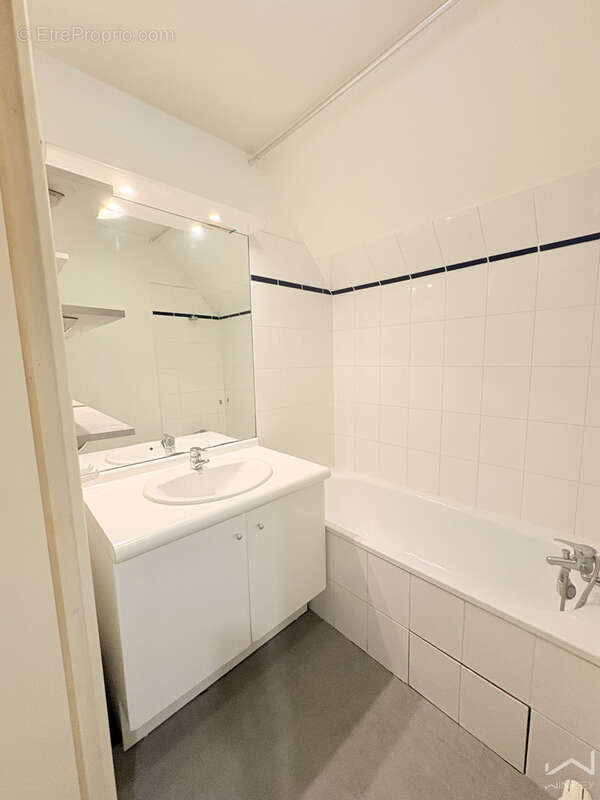 Bel appartement 3 pieces avec balcon au 3eme etage - photo 12