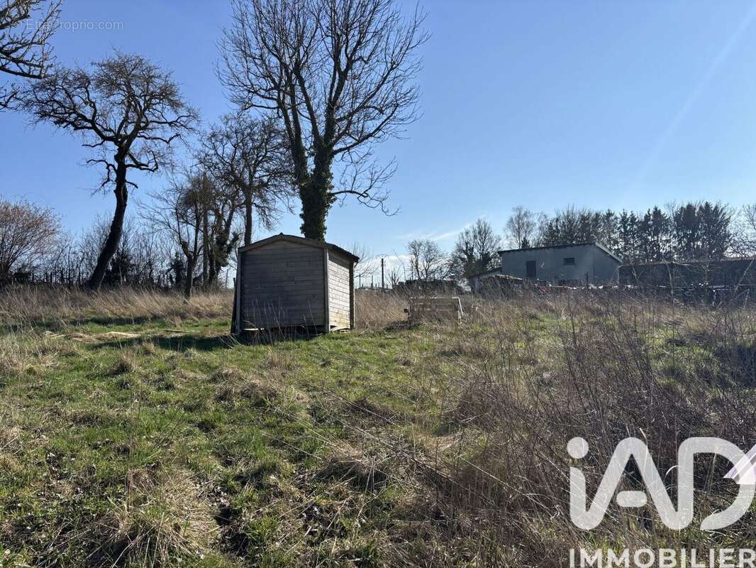 Photo 4 - Terrain à VIEUX-LIXHEIM