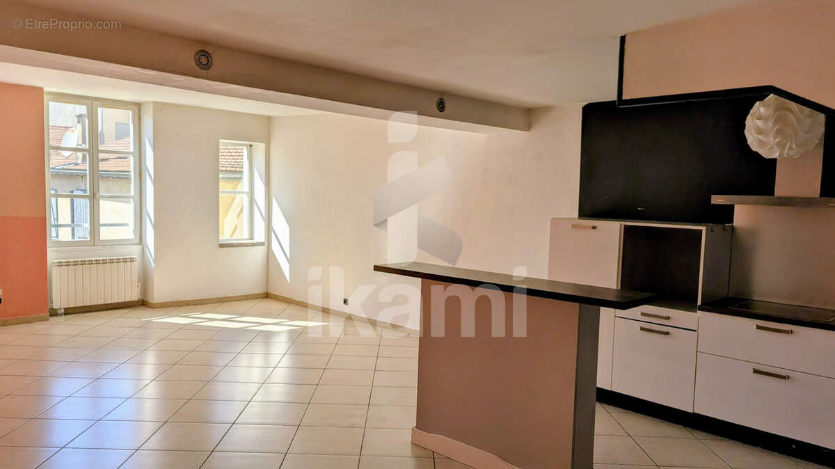 Appartement à ROMANS-SUR-ISERE