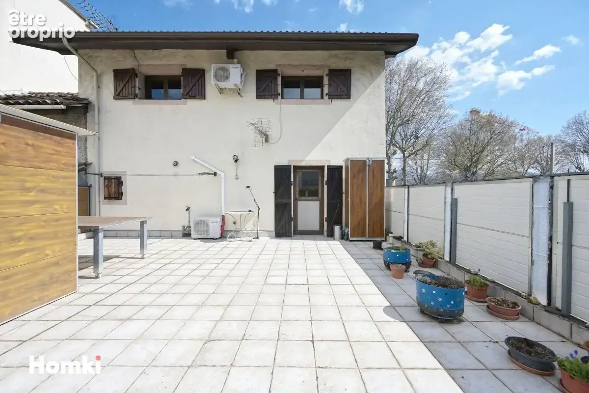 Maison de villesur 3 niveaux composée d’un T2 et d’un duplex T5 + cour, jardin, garage double avec fort potentiel – Échirolles s - photo 10