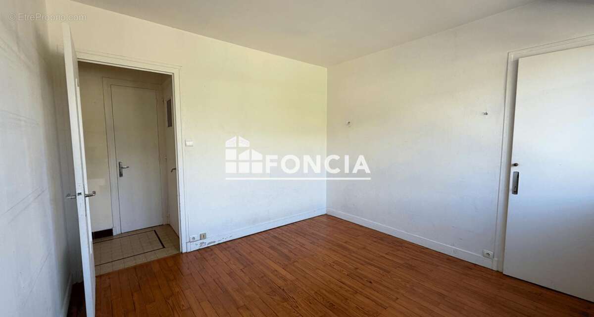 À découvrir ! Appartement T2 avec balcon, cave et parking – Proche centre-ville - photo 10