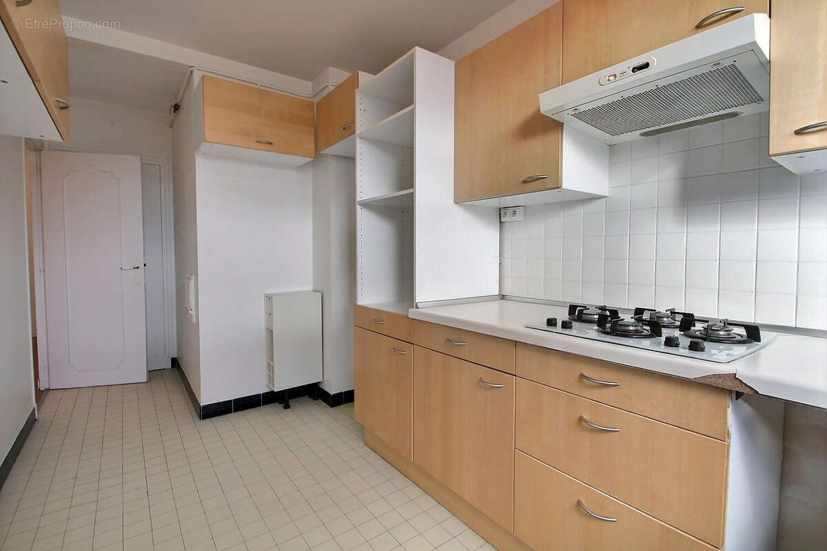 Appartement à NANTERRE