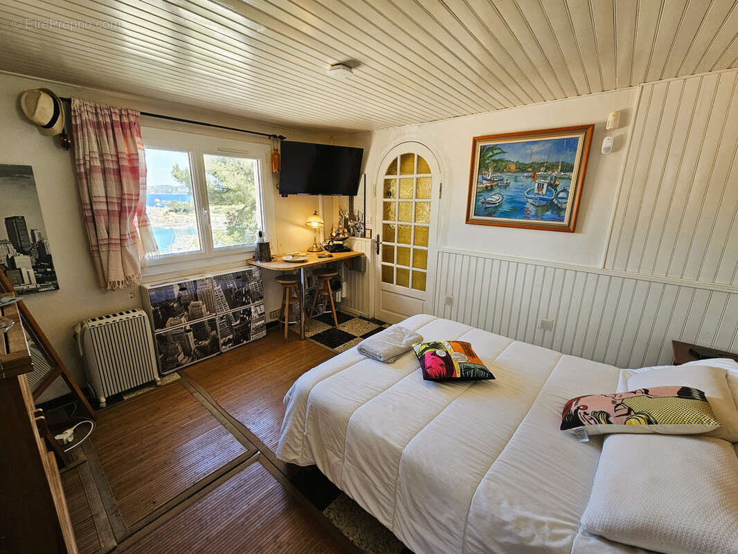 Maison à SAINT-MANDRIER-SUR-MER