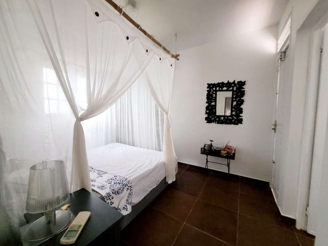 Maison à SAINTE-ANNE