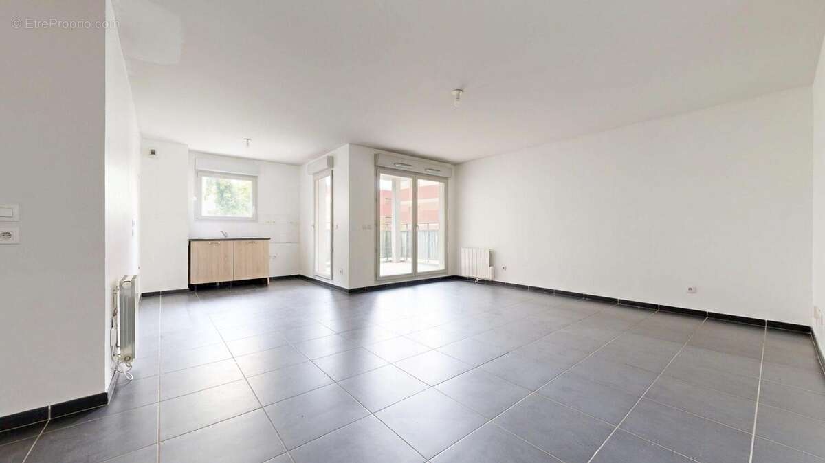 Appartement 70 m² à Villeurbanne  - photo 3