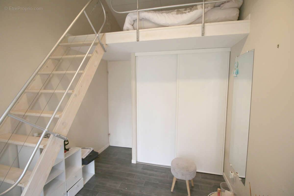 Maison à TOURRETTES