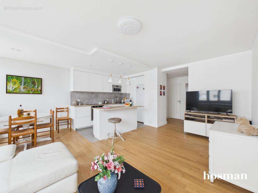 Appartement à PARIS-14E