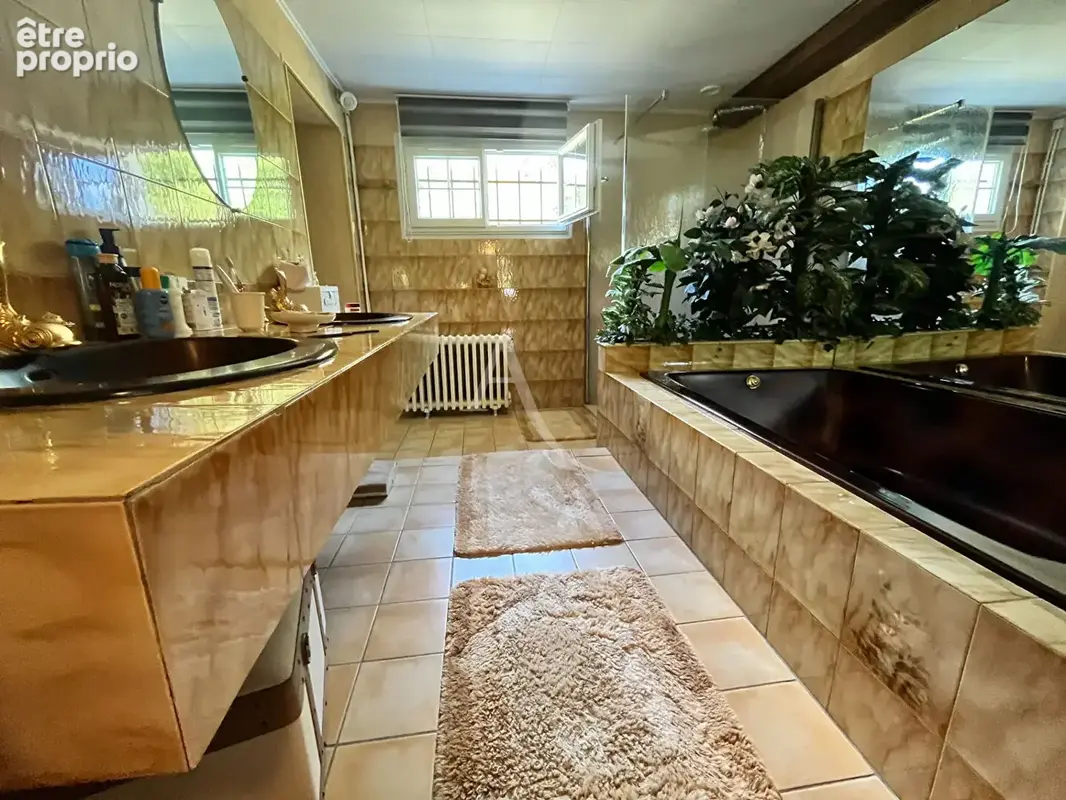 Maison familiale de 151 m² avec terrain à SAINTE-MESME - photo 4
