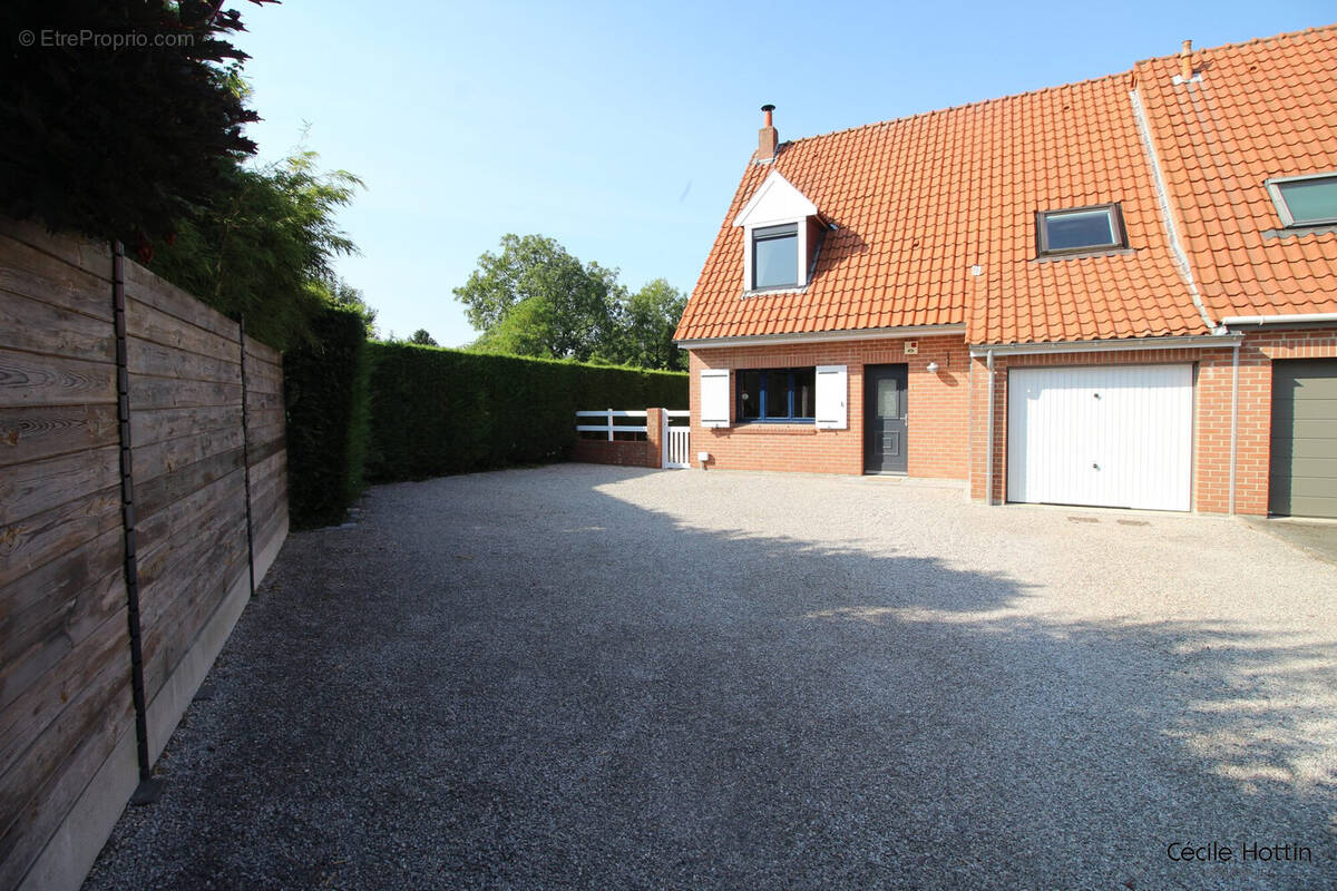 Maison à PHALEMPIN