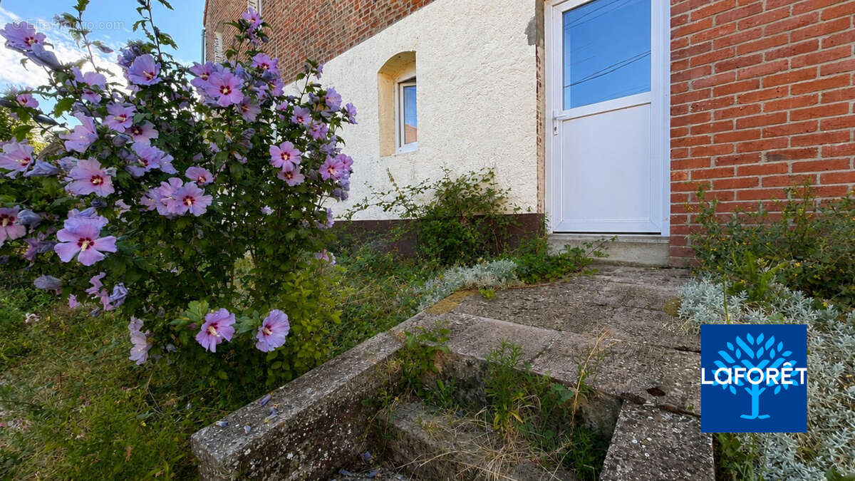 Maison type longère avec garage et jardin - photo 10