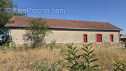 Maison à MONNIERES