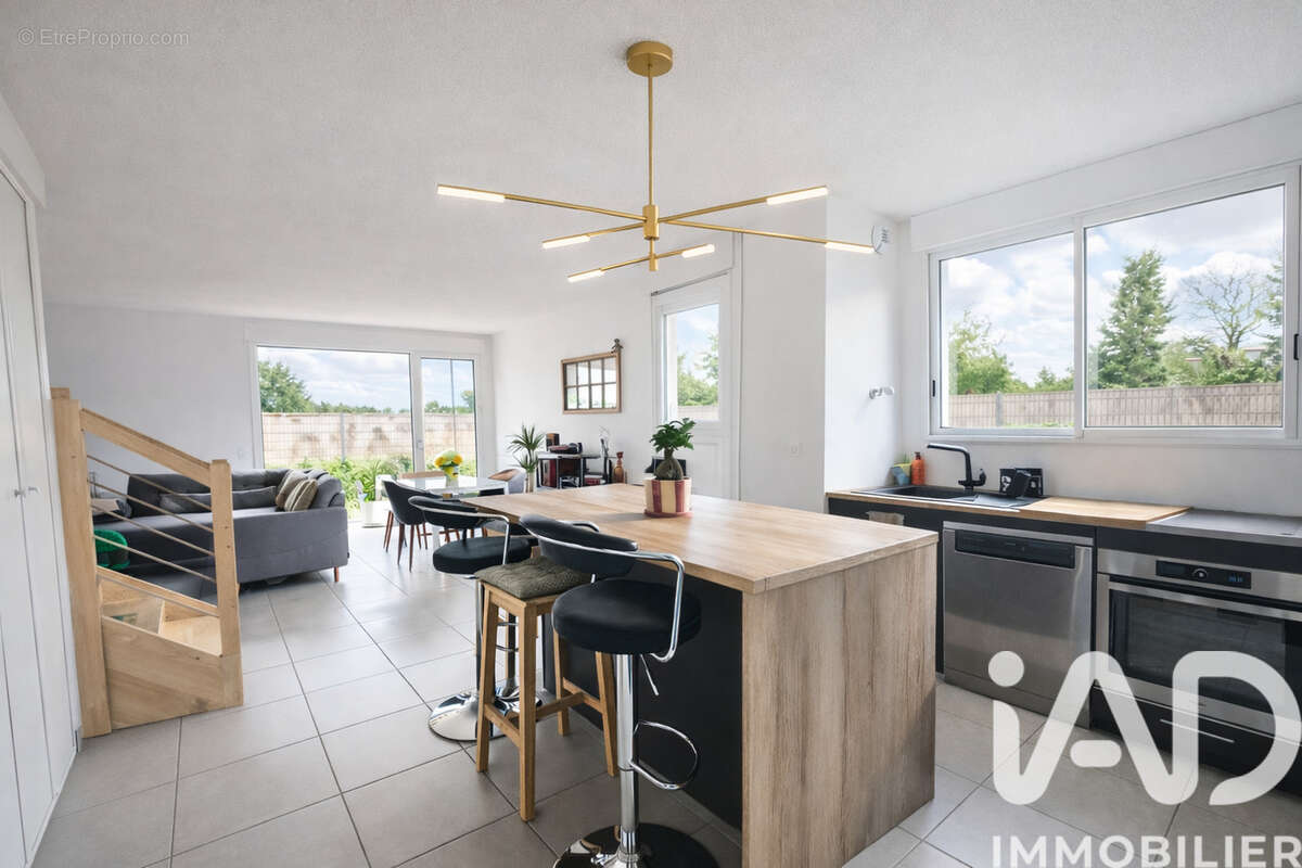 Photo 3 - Maison à VILLENAVE-D'ORNON