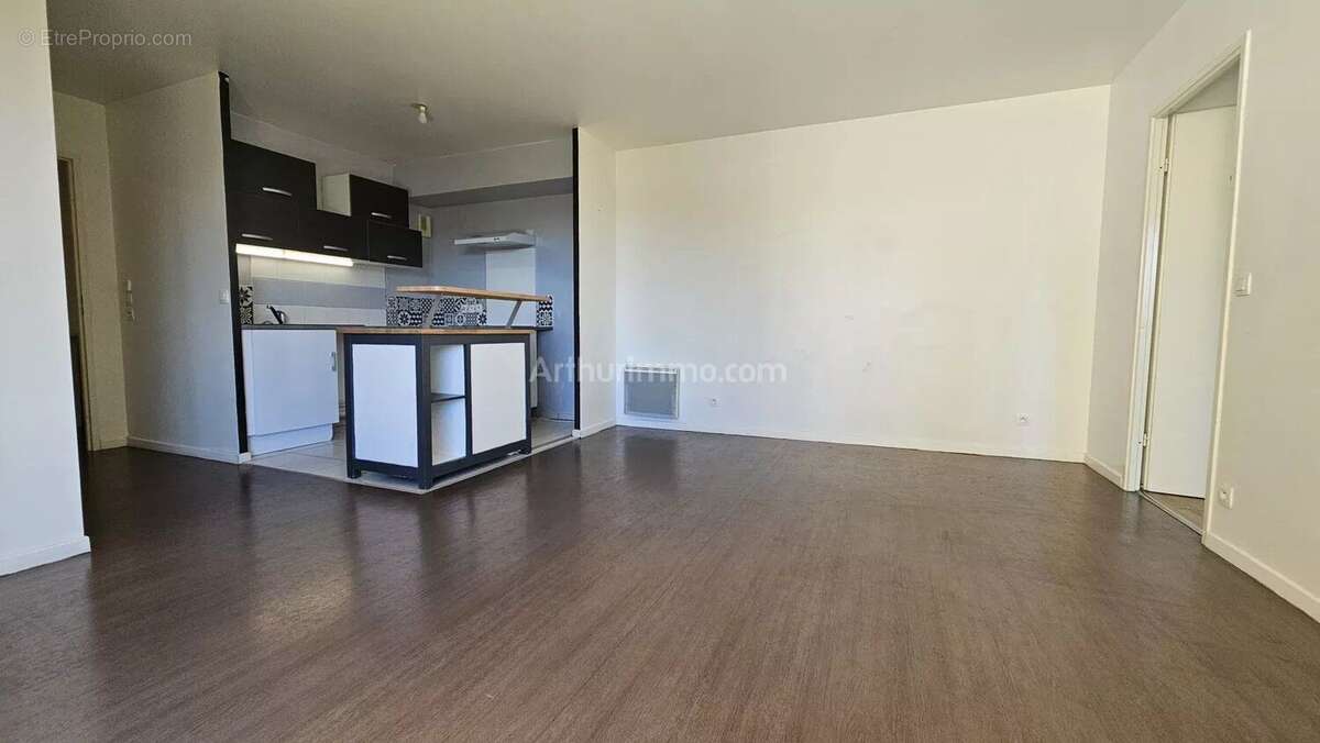 Appartement à MONTLHERY