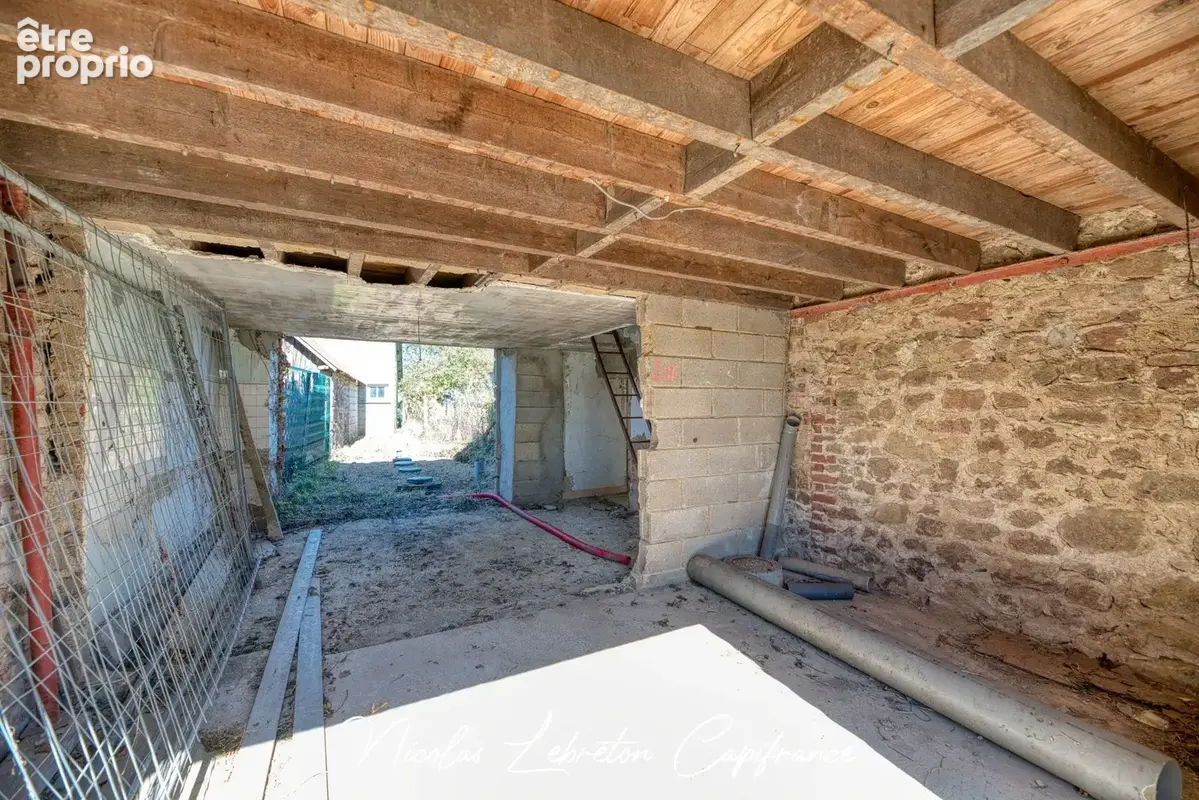 Athis-de-l'orne – maison à rénover avec beau potentiel - photo 8
