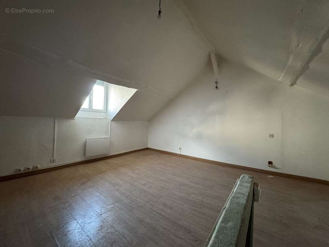 Maison à MONT-SAINT-AIGNAN