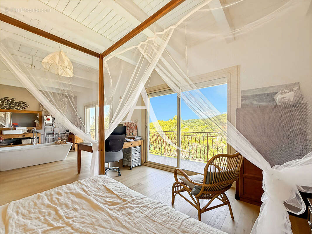 Maison à MARSEILLE-13E