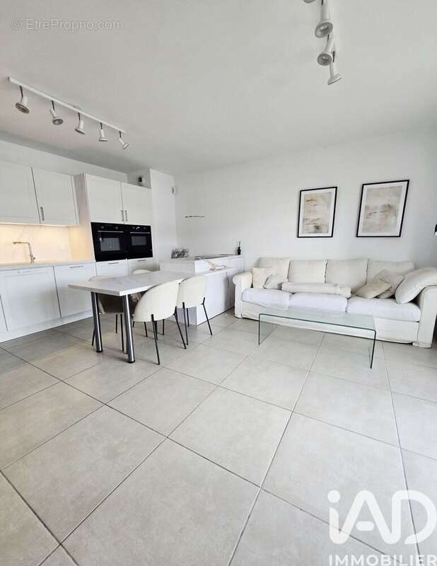 Photo 9 - Appartement à MARSEILLE-12E