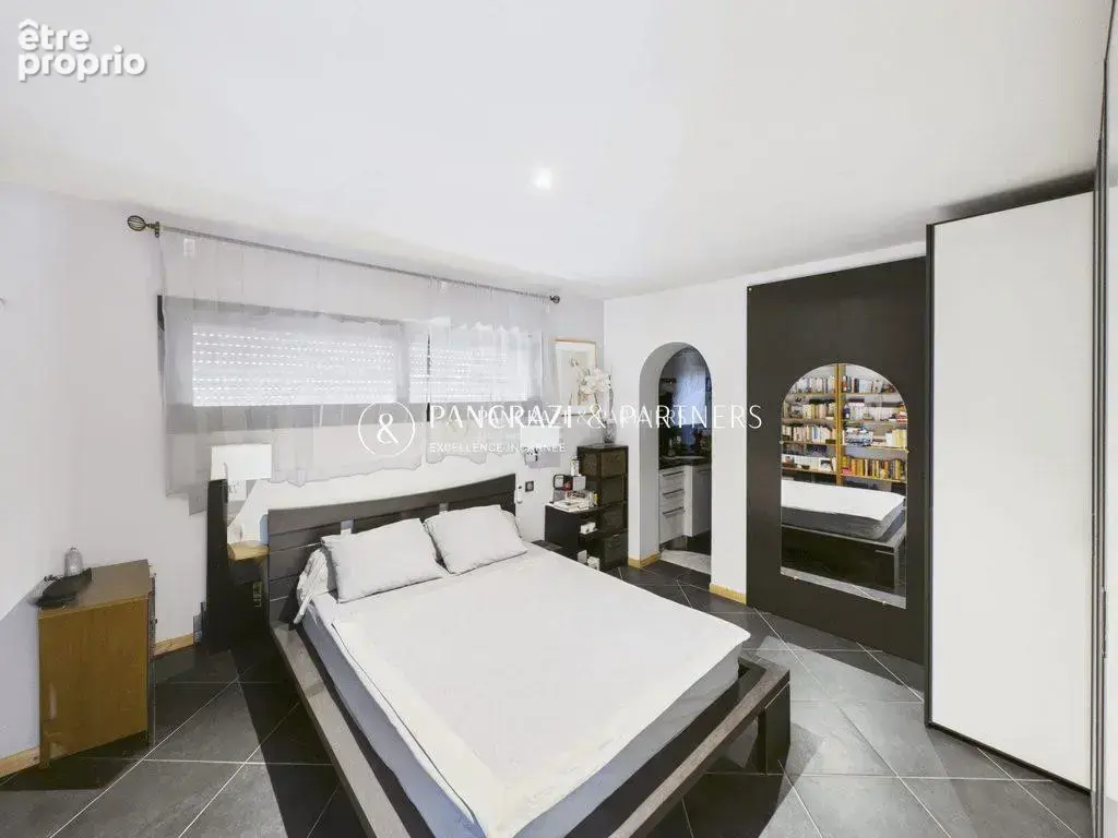 Maison 8 pièces 240 m² à vendre à Monacia-D'aullene (20171) - photo 9