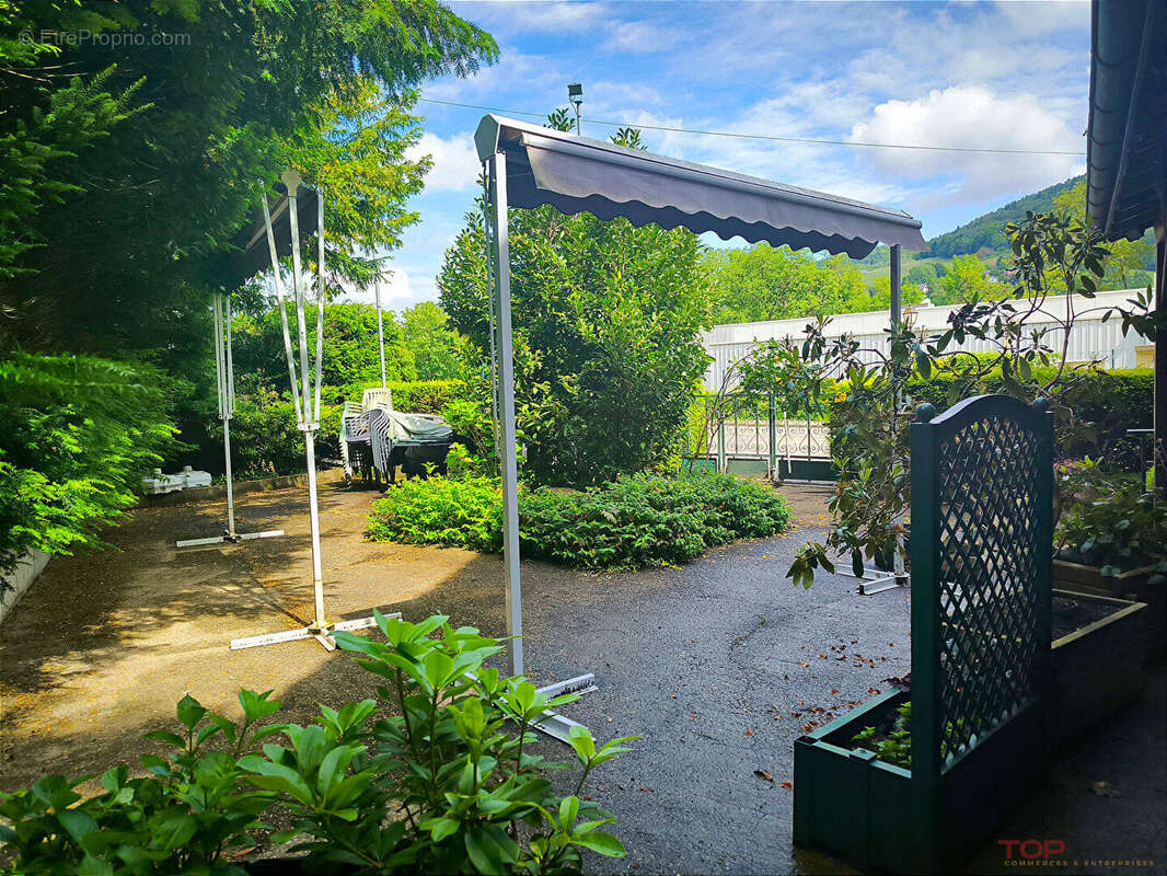 Commerce à SAINTE-CROIX-AUX-MINES