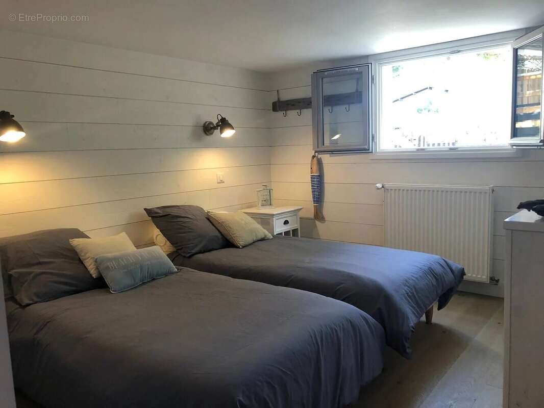 Charmante maison avec quatre chambres et un jardin intime à Arcachon, quartier des Abatilles. - photo 15