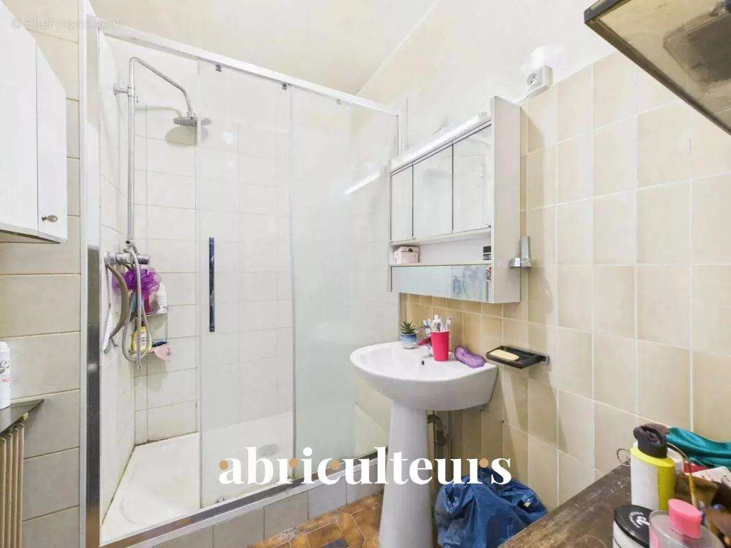 Appartement à PARIS-12E