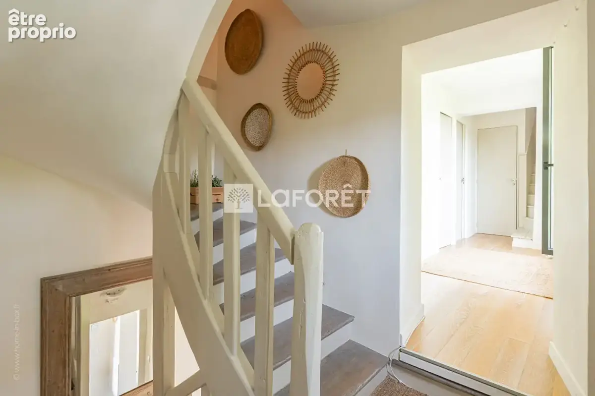Maison La Celle Saint Cloud 7 pièces - 219 m2 habitables (310m² utiles) - photo 17