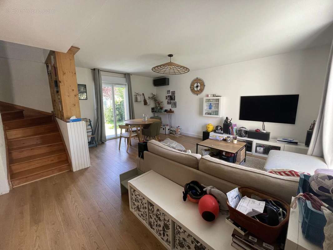 Maison à VILLENEUVE-TOLOSANE