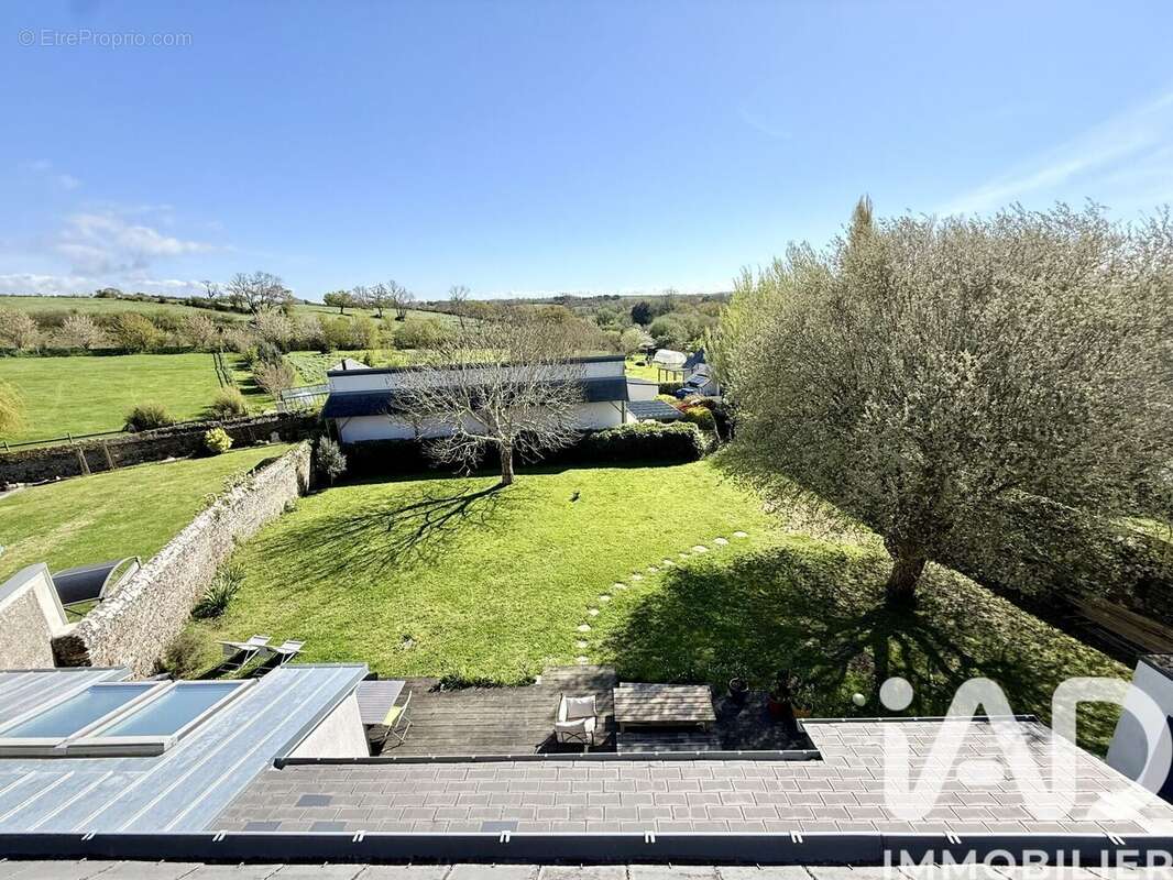 Maison 171 m² à Saint-Pair-Sur-Mer  - photo 5