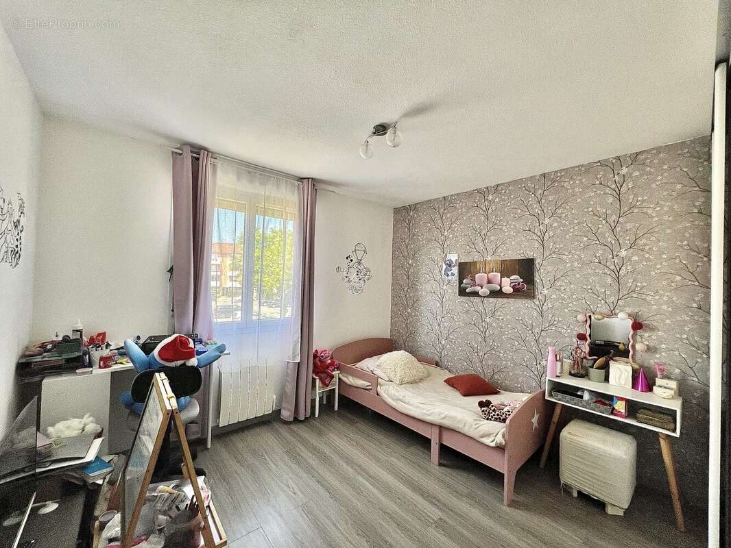 Maison 80 m² à Pont-De-Cheruy  - photo 8