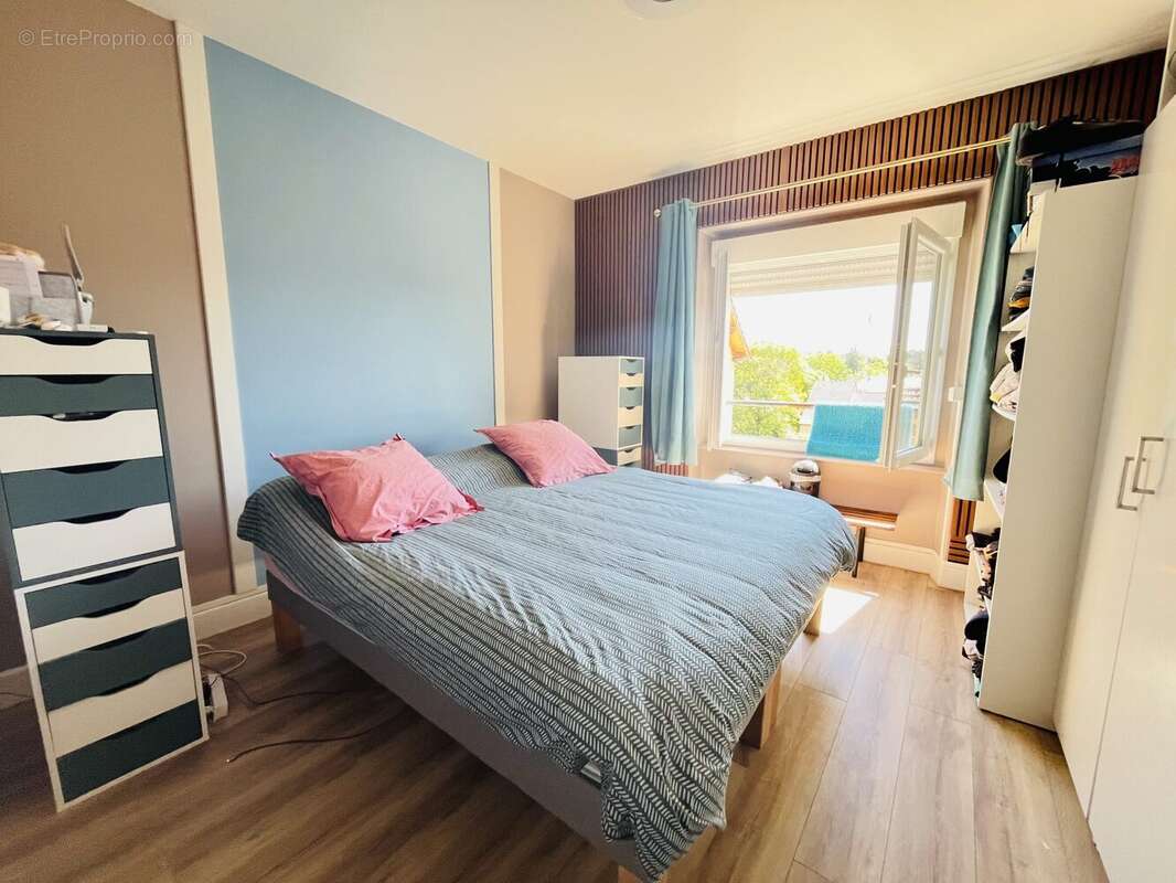 Appartement 253 m² à Neris-Les-Bains  - photo 5