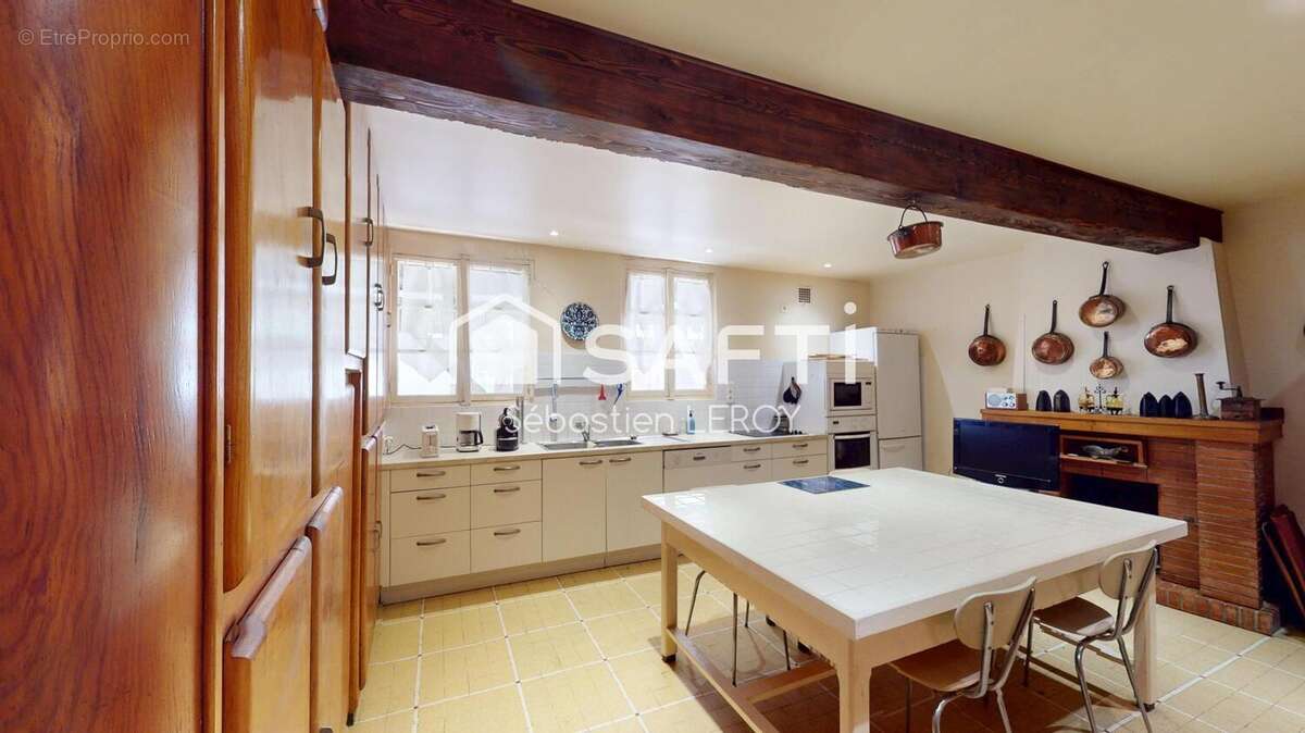 Maison 280 m² à Larrazet  - photo 9