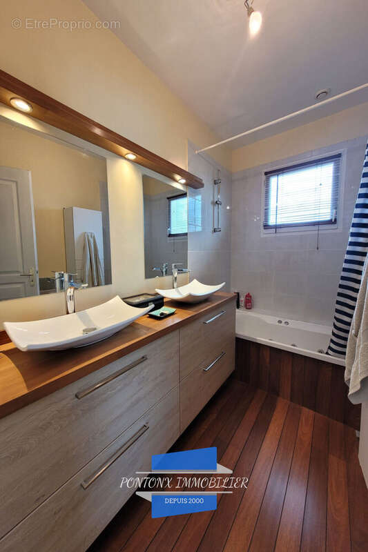 Maison 105 m² à Hinx  - photo 6