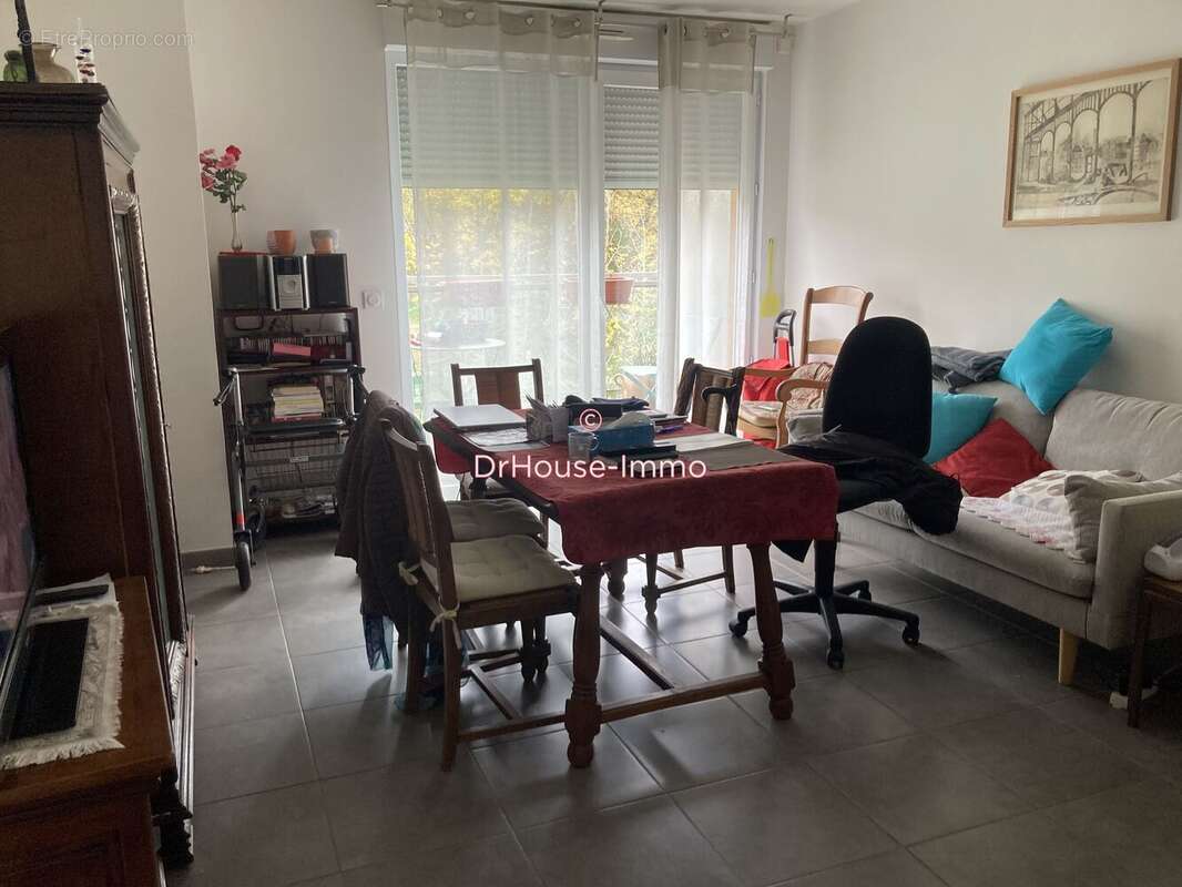 Appartement à MONTLIGNON