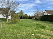 Terrain à SAINT-SEBASTIEN-DE-MORSENT