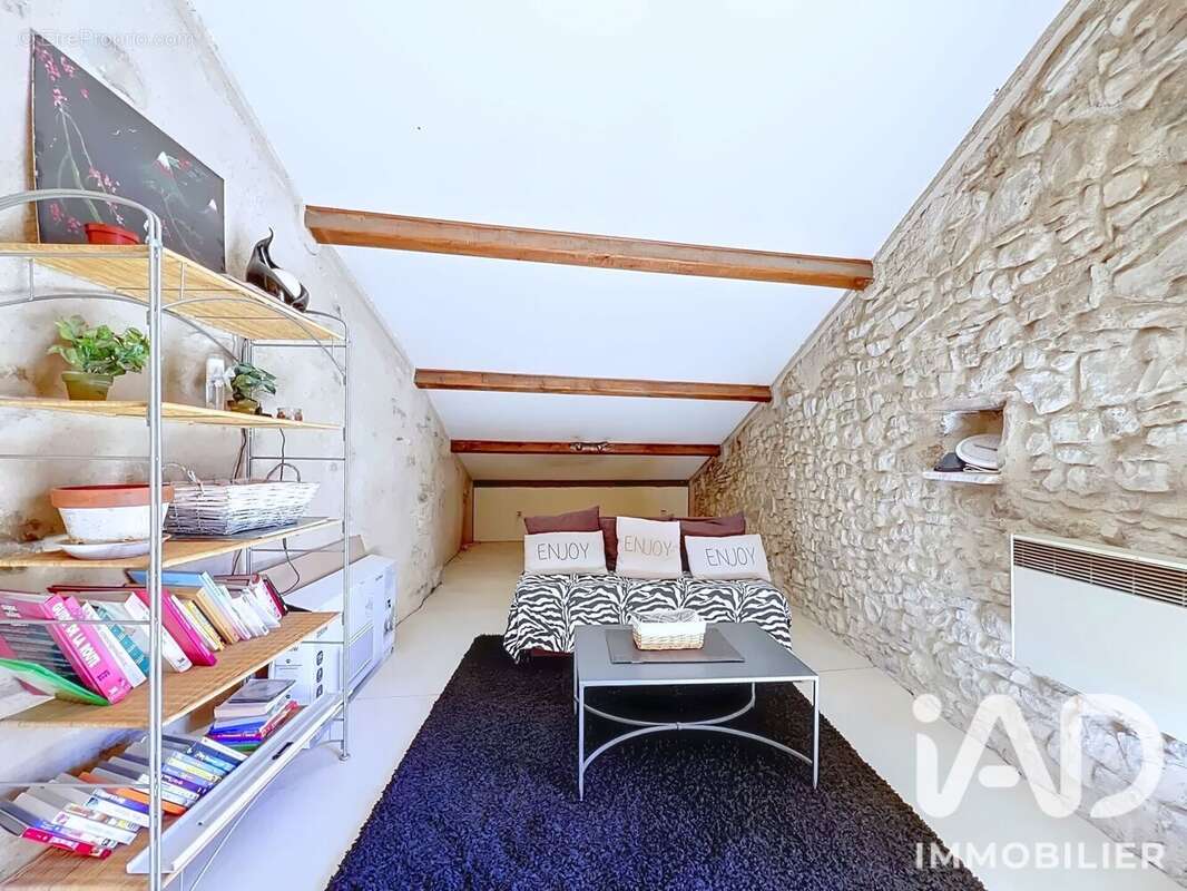 Maison 64 m² à Sigonce  - photo 6