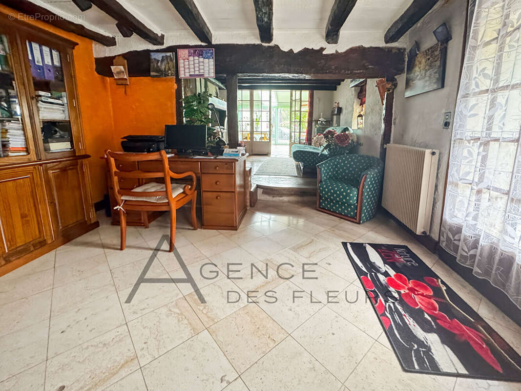 Maison à TOURVILLE-LA-RIVIERE