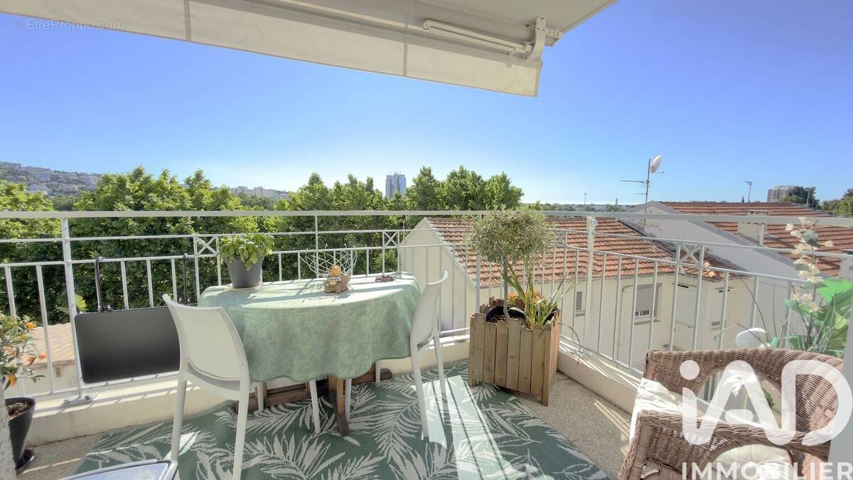 Photo 1 - Appartement à SAINT-LAURENT-DU-VAR