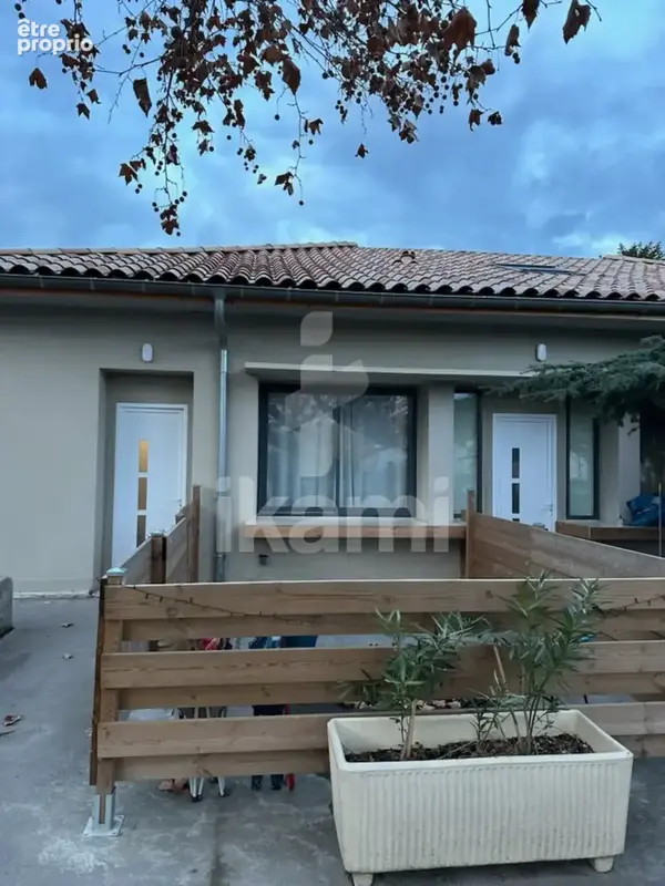 Appartement à BOURG-LES-VALENCE