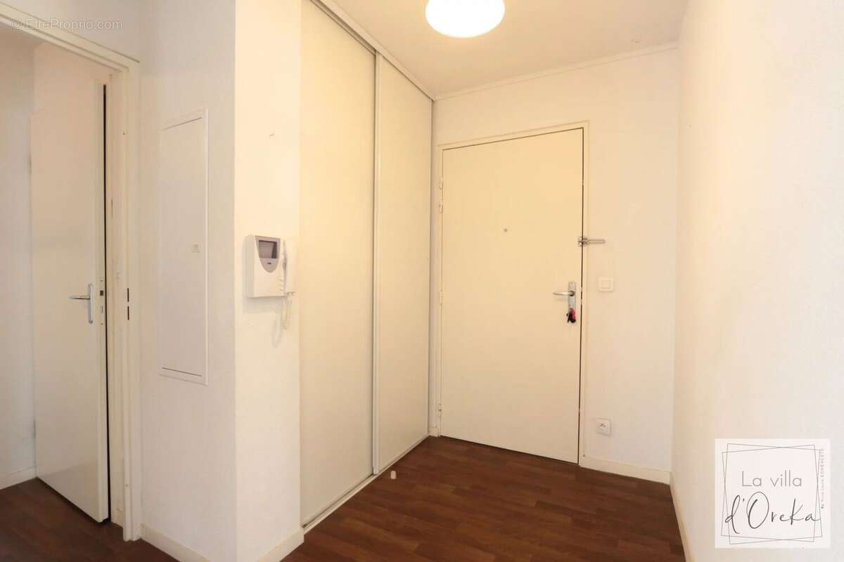 Appartement à VILLENAVE-D'ORNON