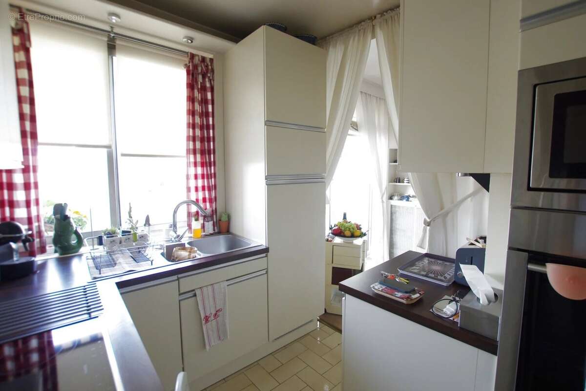 Appartement à FRESNES