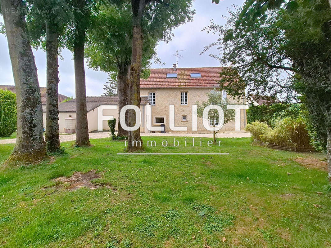 Maison à SANNERVILLE