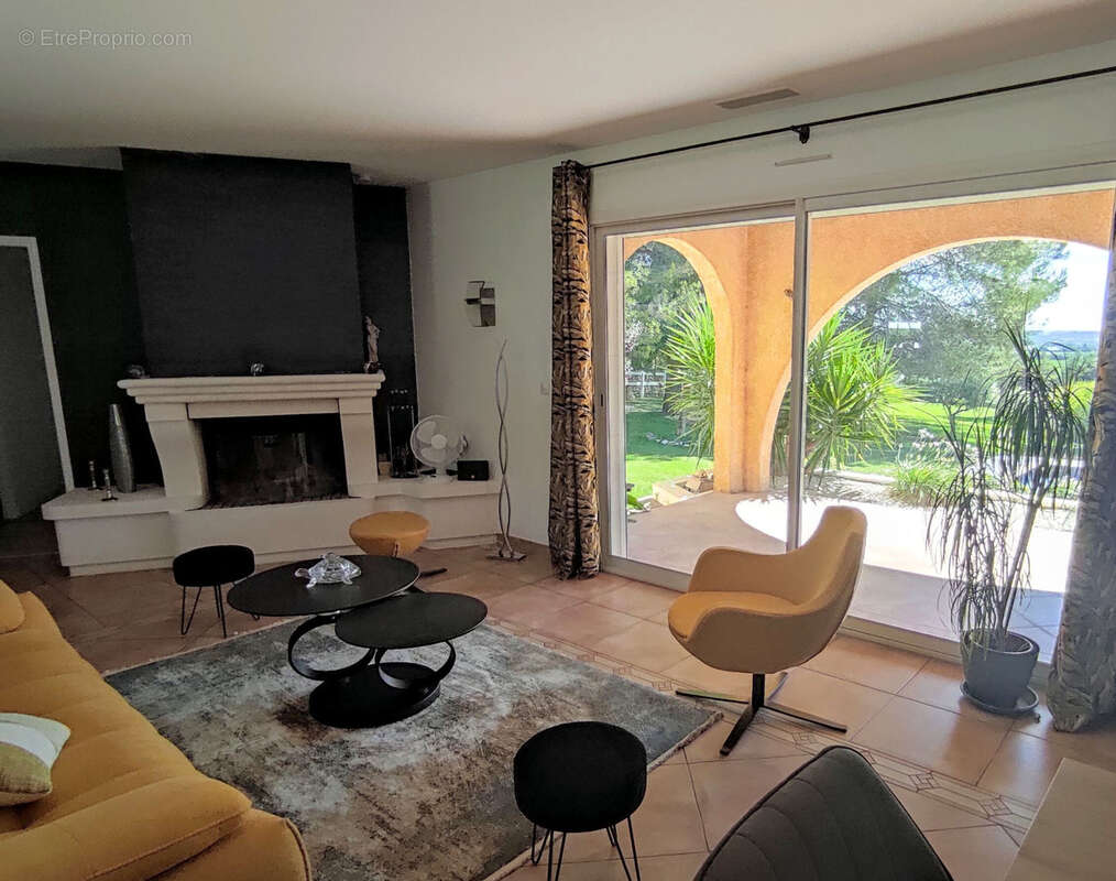 Proche sommieres vue dominante exceptionnelle villa 130 m2, 3500 m2, garage - photo 4