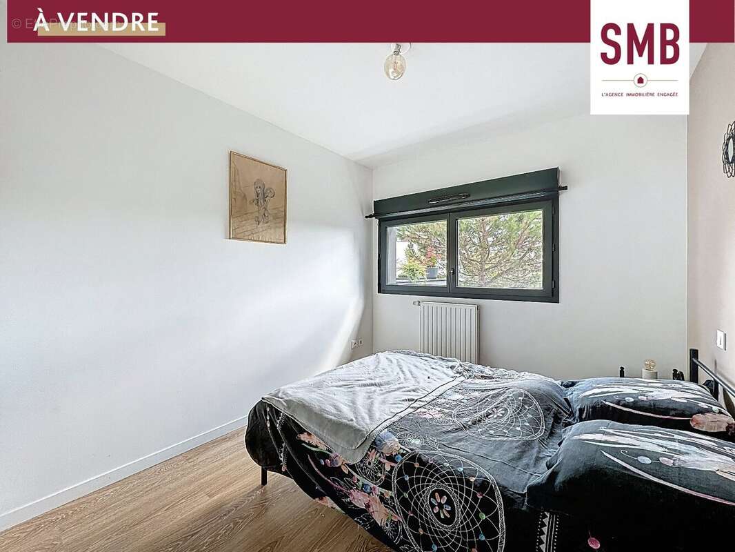 Appartement à LONS