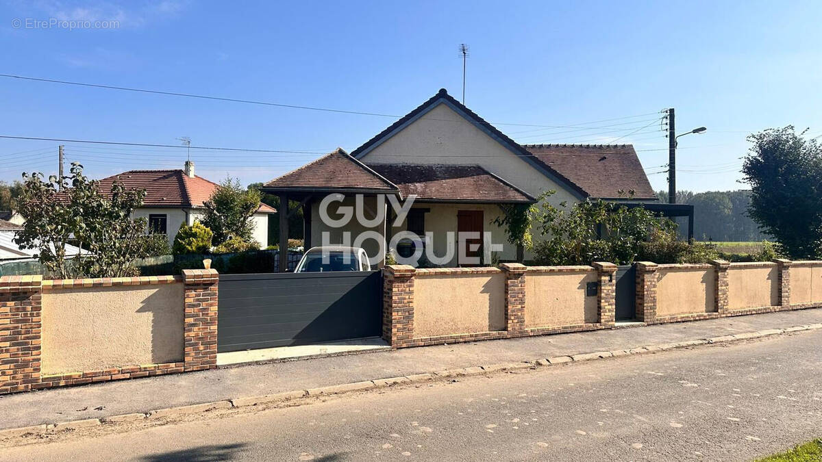 Maison à MAREST-SUR-MATZ