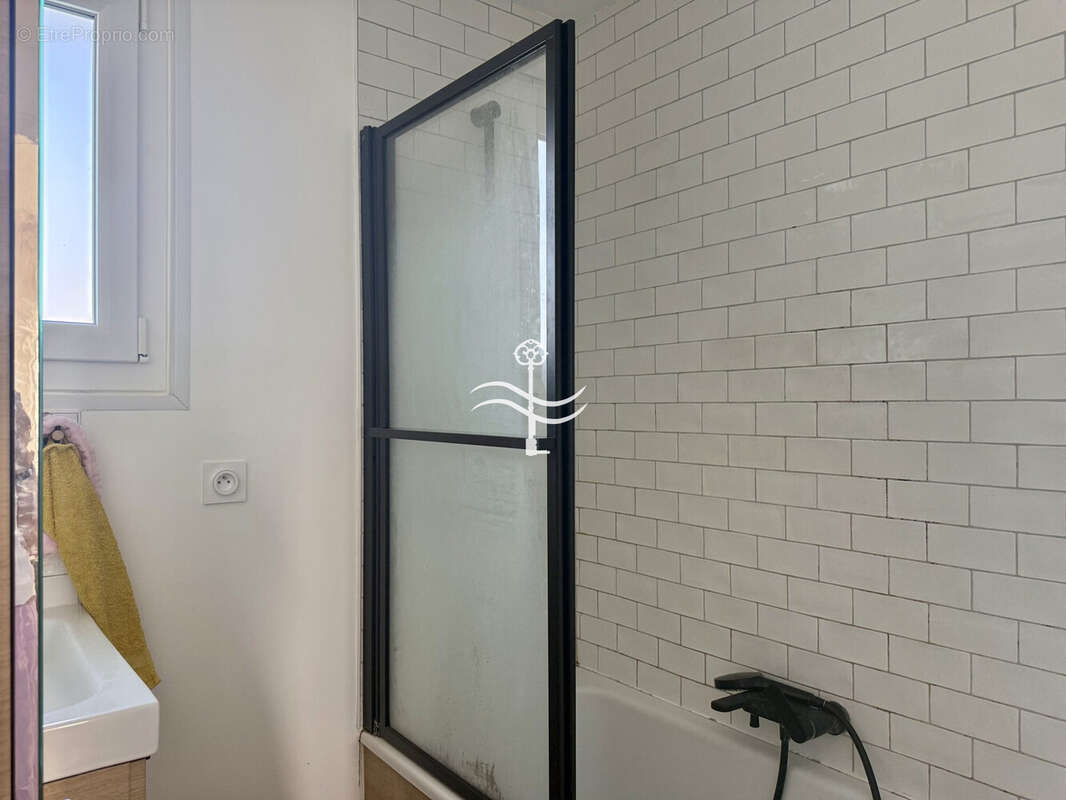 Maison à FLEURY-SUR-ORNE